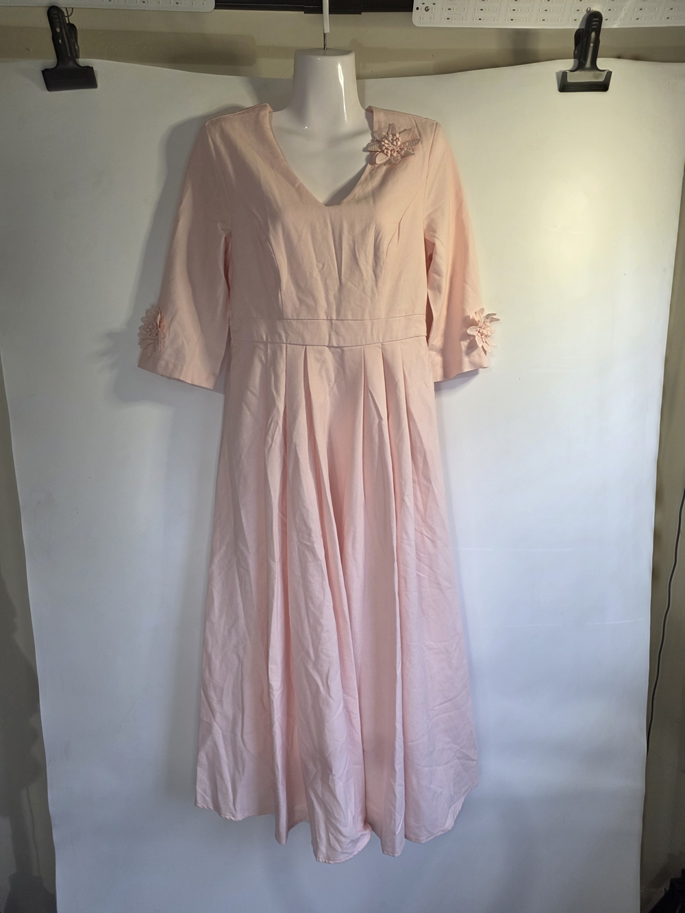 H&M Pale Pink V-Neck Midi Dress with Floral Appliqué